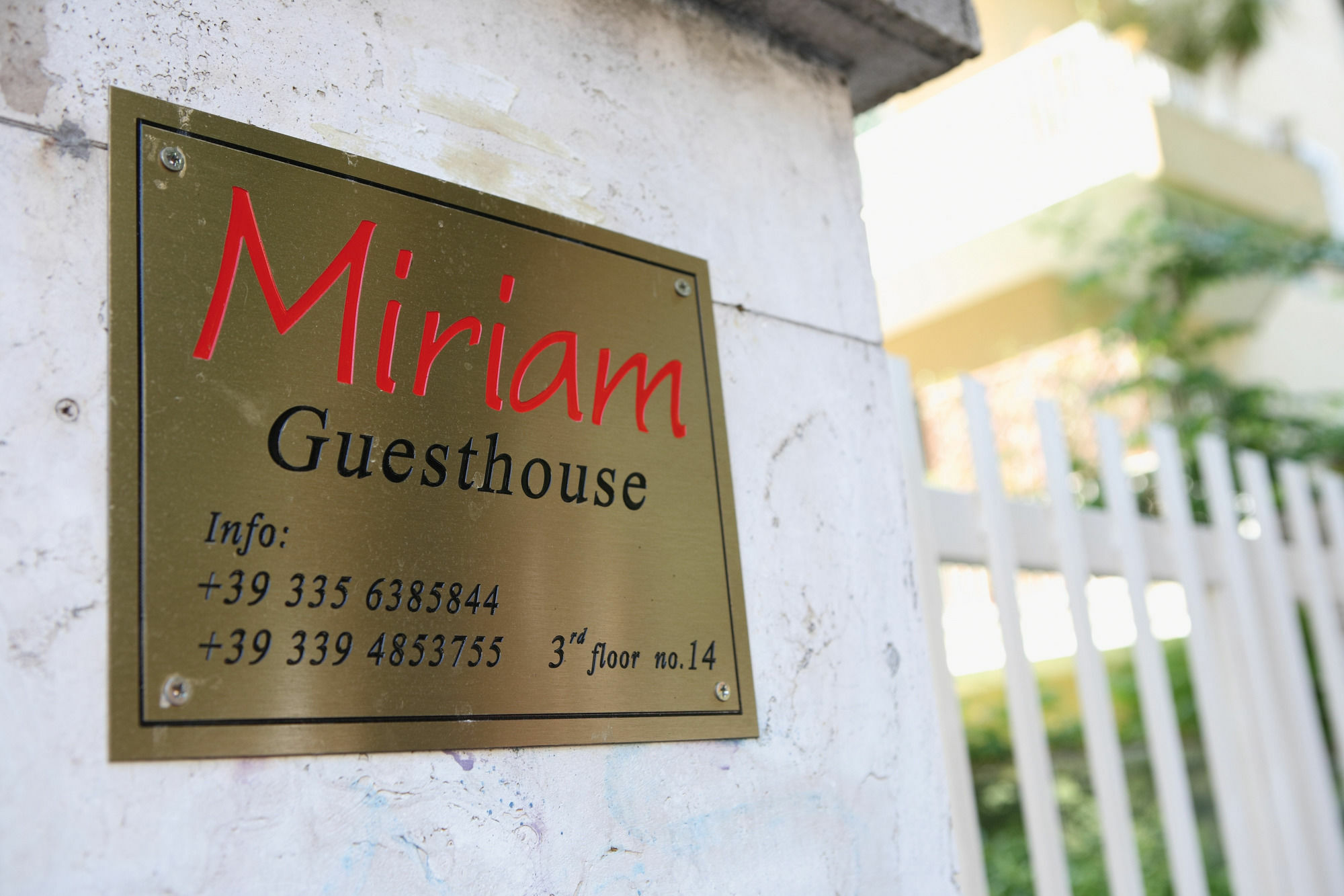 Miriam Guesthouse ローマ エクステリア 写真