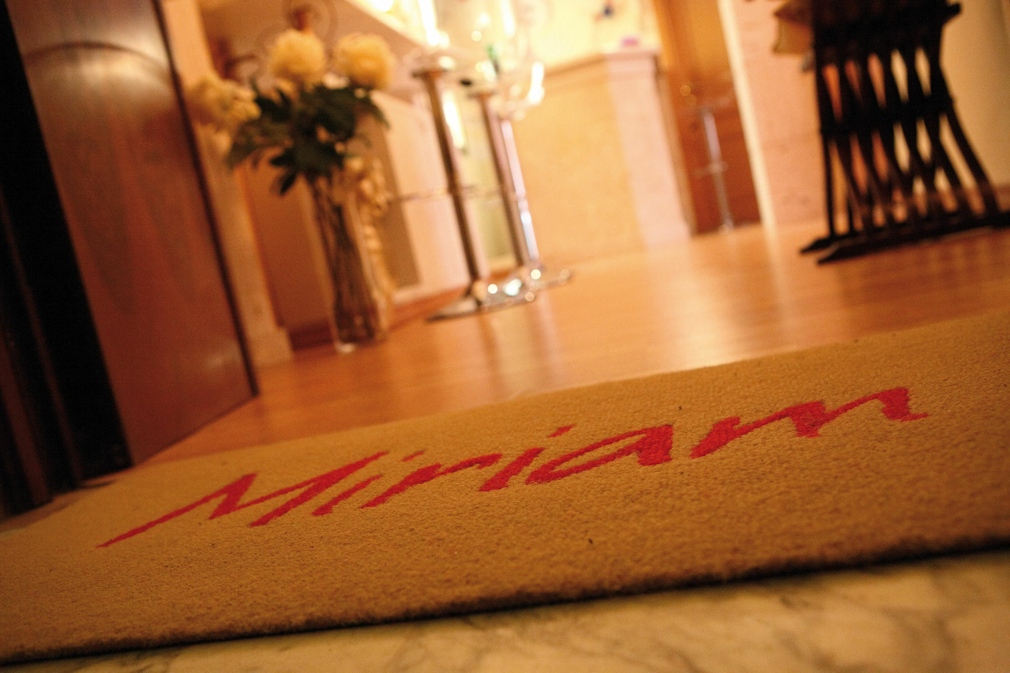 Miriam Guesthouse ローマ エクステリア 写真
